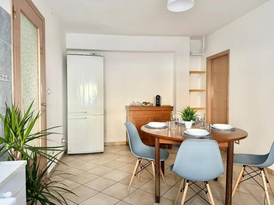 Casa Nel Verde - 4 Posti Letto Apartment Chiaravalle Bagian luar foto