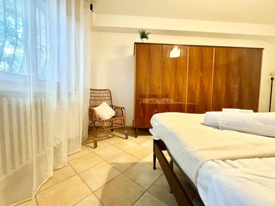 Casa Nel Verde - 4 Posti Letto Apartment Chiaravalle Bagian luar foto