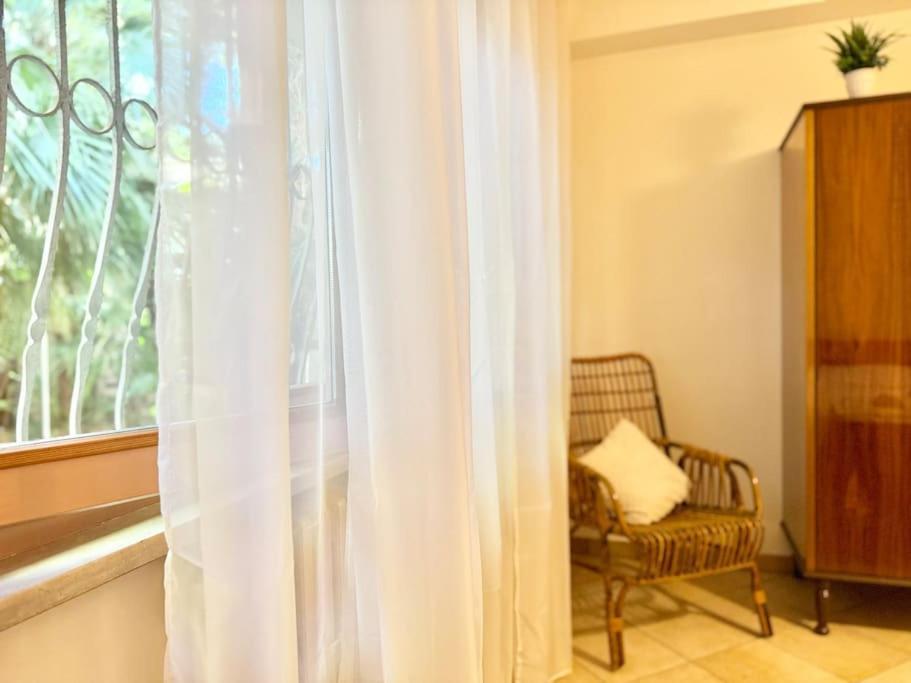 Casa Nel Verde - 4 Posti Letto Apartment Chiaravalle Bagian luar foto