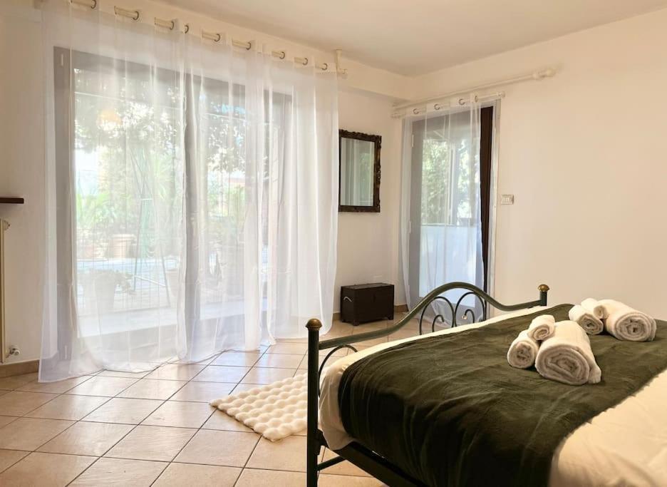 Casa Nel Verde - 4 Posti Letto Apartment Chiaravalle Bagian luar foto